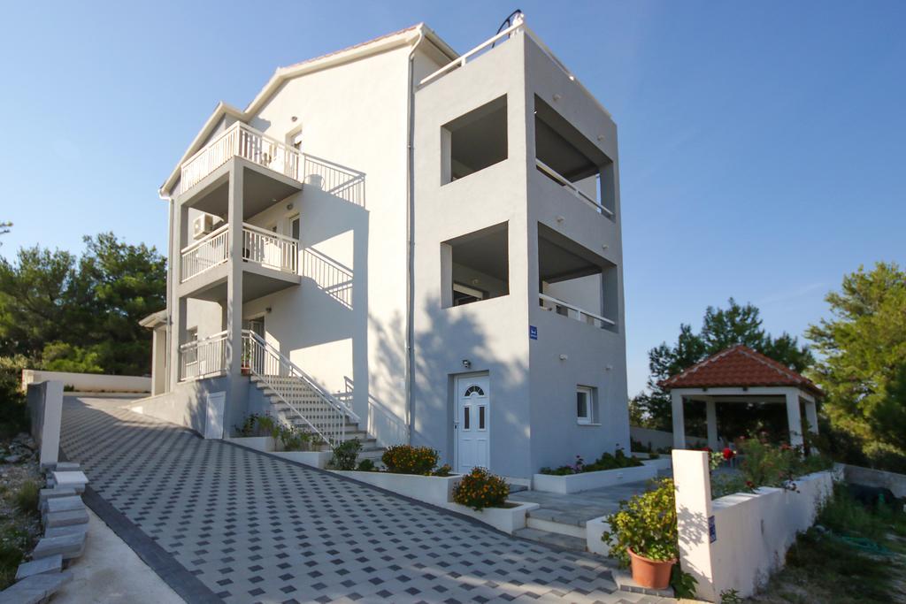 Villa Sena Ражань Экстерьер фото